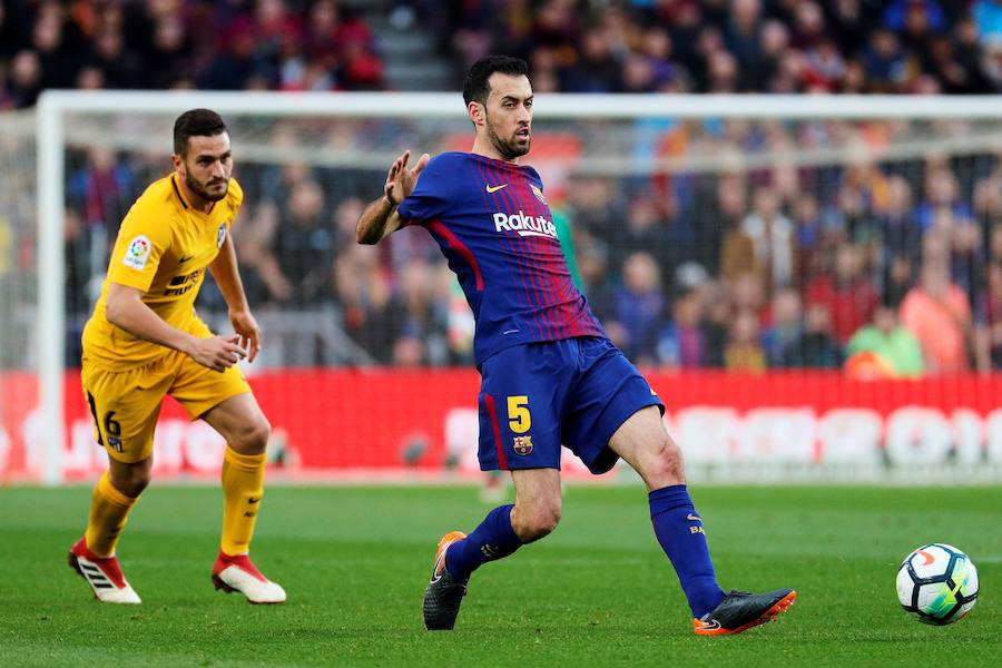 Un gran gol de Messi de falta le basta al equipo azulgrana para ganar media liga en el Camp Nou y frenar las aspiraciones del conjunto de Simeone.