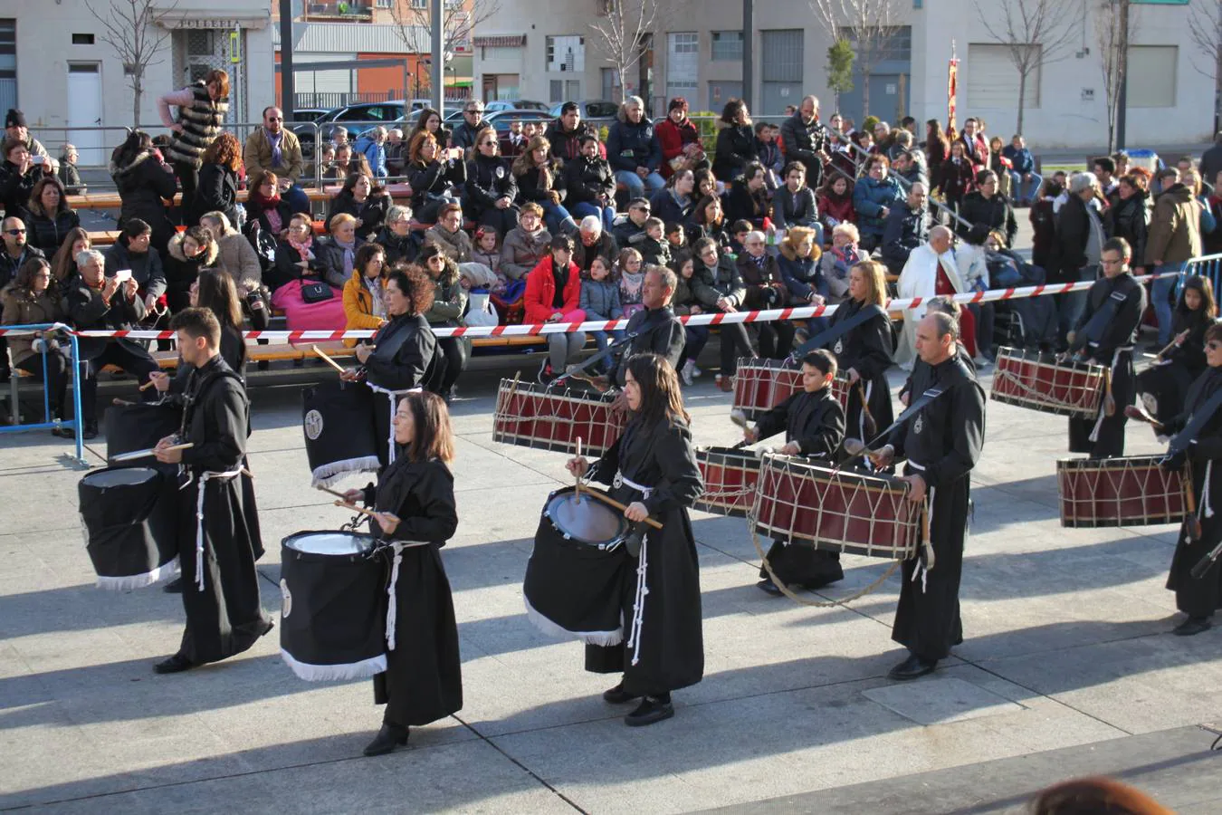 La exaltación de bandas de las cofradías anuncia la Semana Santa en Arnedo.