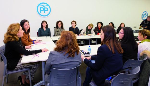 La Comisión de Mujer e Igualdad del PP se reunió ayer. 