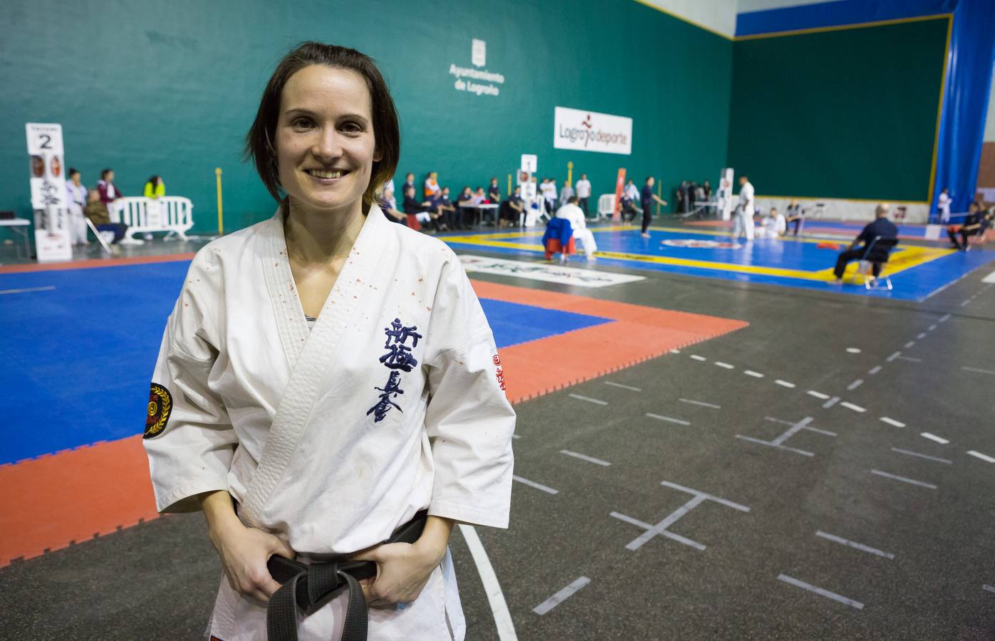 Más de 200 karatekas participaron ayer en el Campeonato de España de shinkyokushinkai.