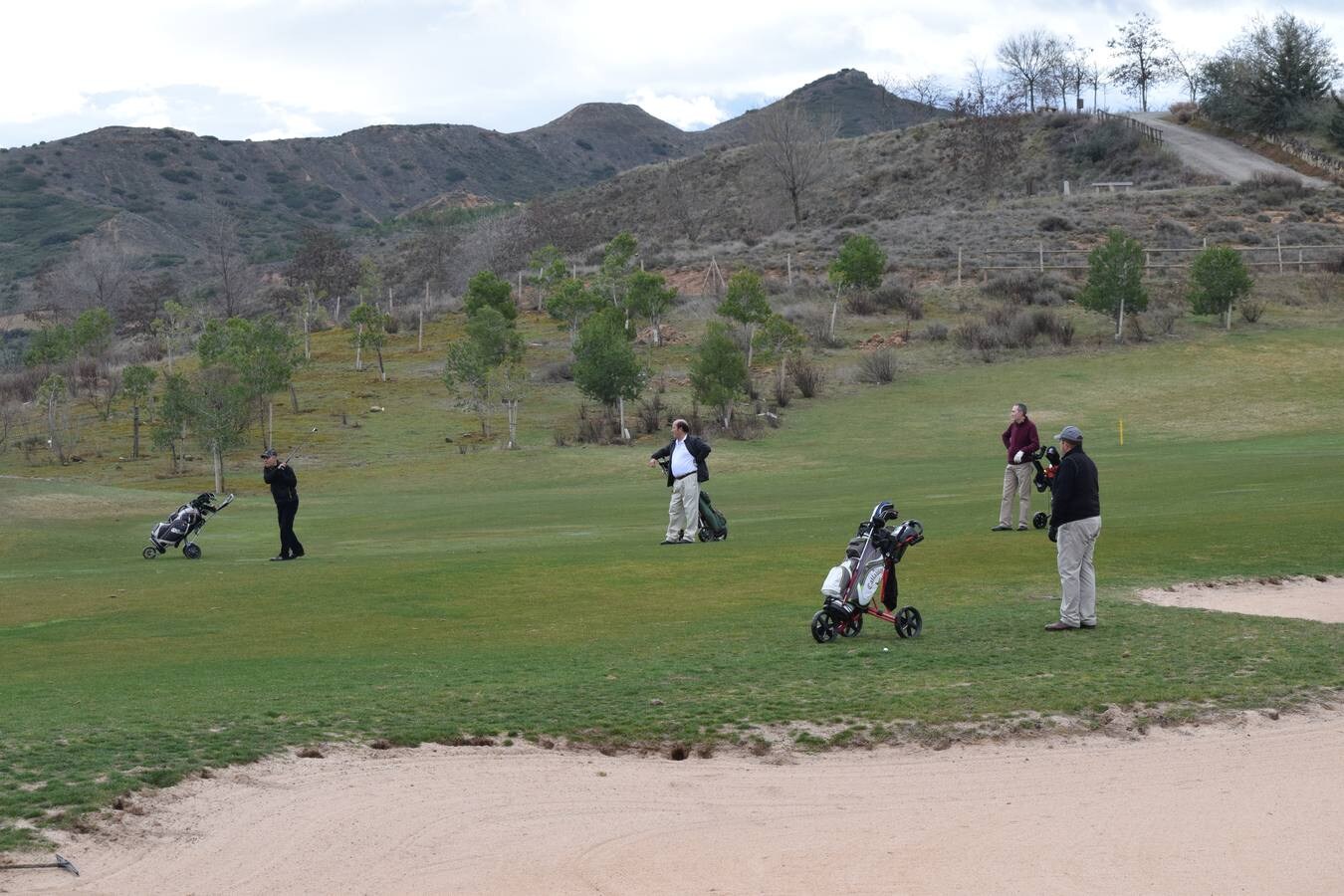 Los jugadores disfrutaron de un gran día en el egundo torneo de la Liga de Golf y Vino organizada por lomejordelvinoderioja.