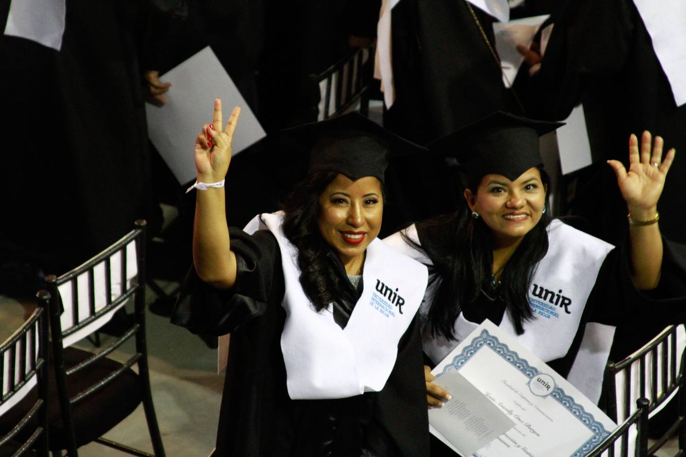 Fotos: La UNIR congrega a 4.000 personas en su primera gala de graduación en Ecuador