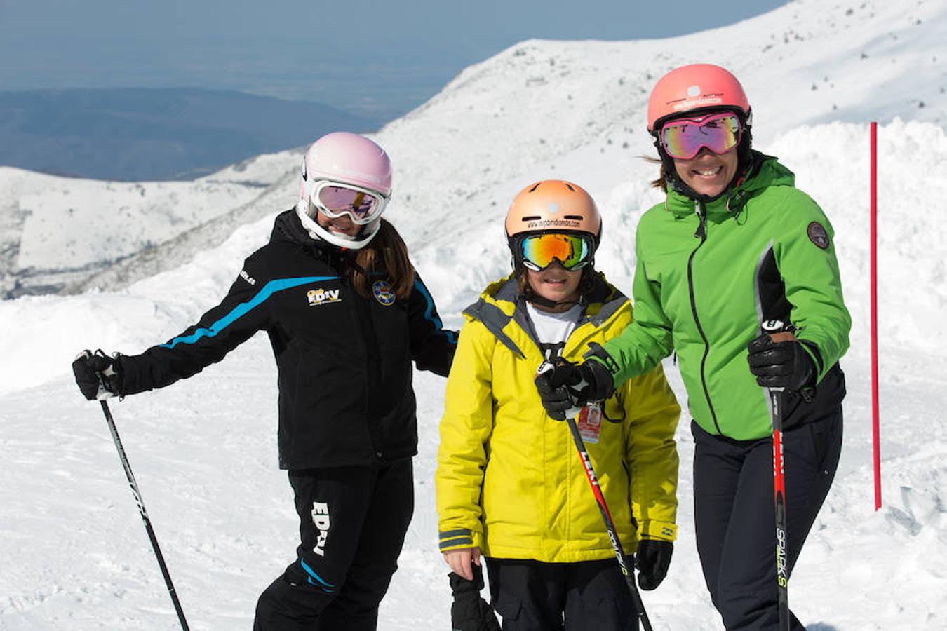 Las nevadas de los últimos días y la proximidad de las fiestas de Semana Santa permiten ser optimistas en la capacidad de convocatoria de turistas y esquiadores en la estación de esquí de Valdecaray.