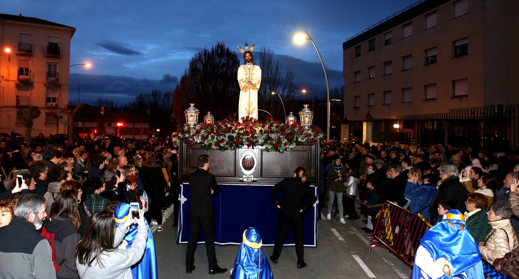 Fotos: Semana Santa: El viacrucis de Jesús Cautivo en Logroño
