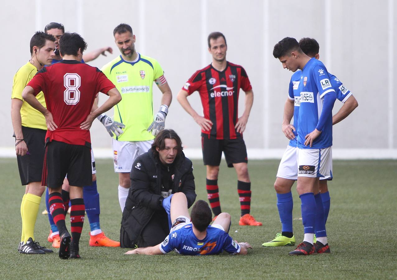 La UDL logró un insuficiente empate sin goles ante el Arenas