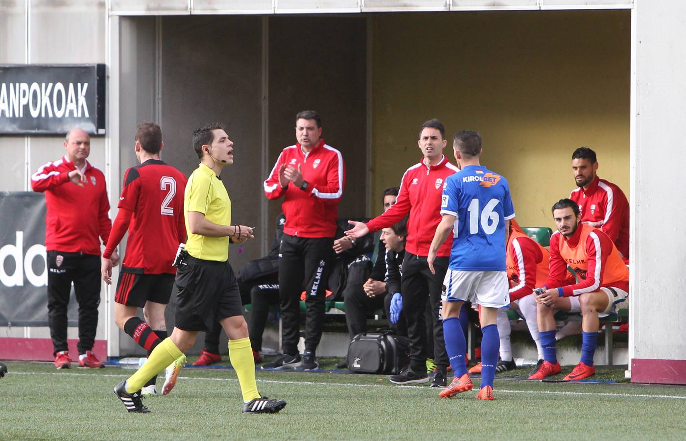 La UDL logró un insuficiente empate sin goles ante el Arenas