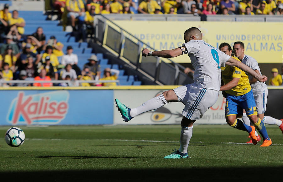 Con la mente puesta en el duelo europeo ante la Juventus y varias rotaciones, el Real Madrid superó a Las Palmas con dos tantos de Gareth Bale y uno de Karim Benzema.