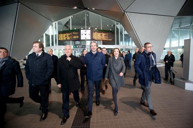 El ministro Íñigo de la Serna, durante una visita a Logroño.