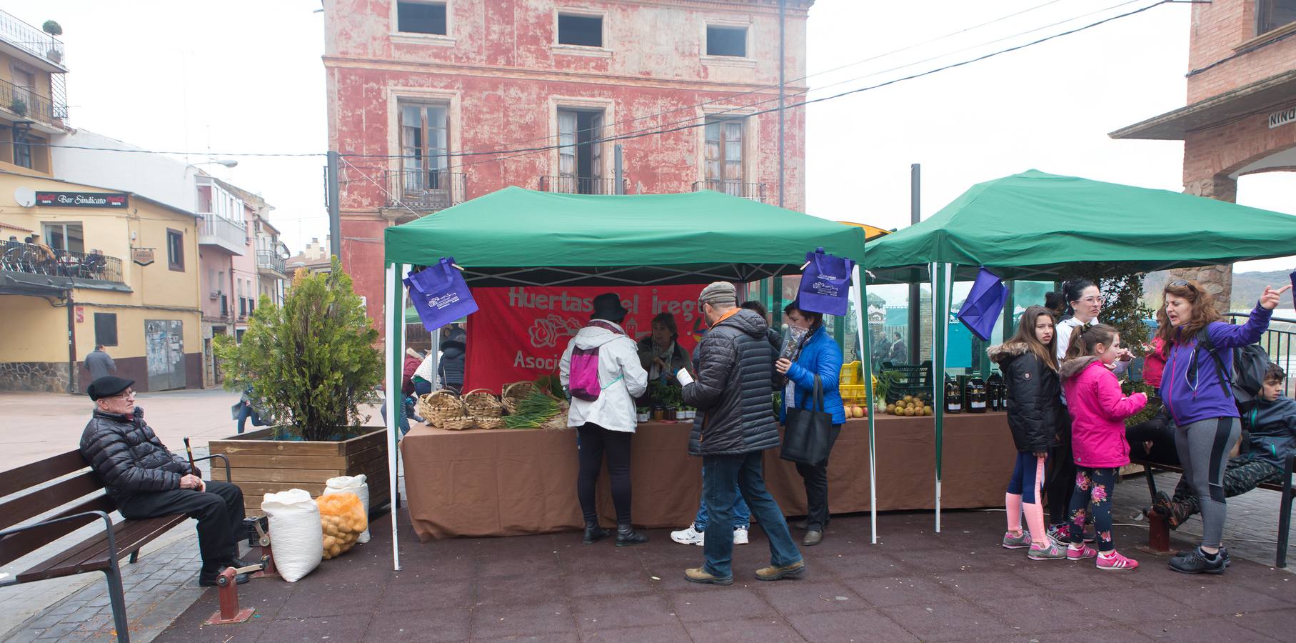 El ciruelo en flor volvió a ser el mejor reclamo para Nalda.