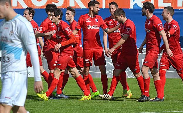 Celebración de los jugadores del Calahorra. 