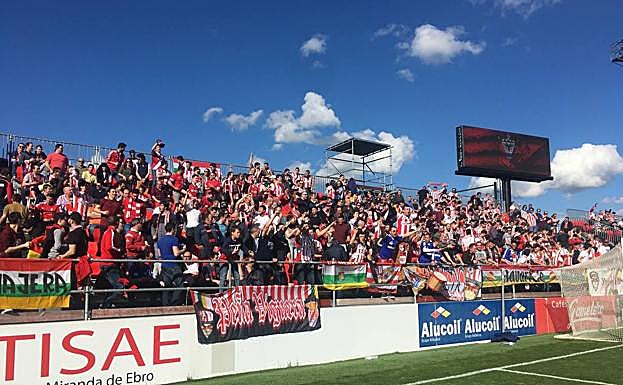 La afición de la UDL en Miranda: eran mil