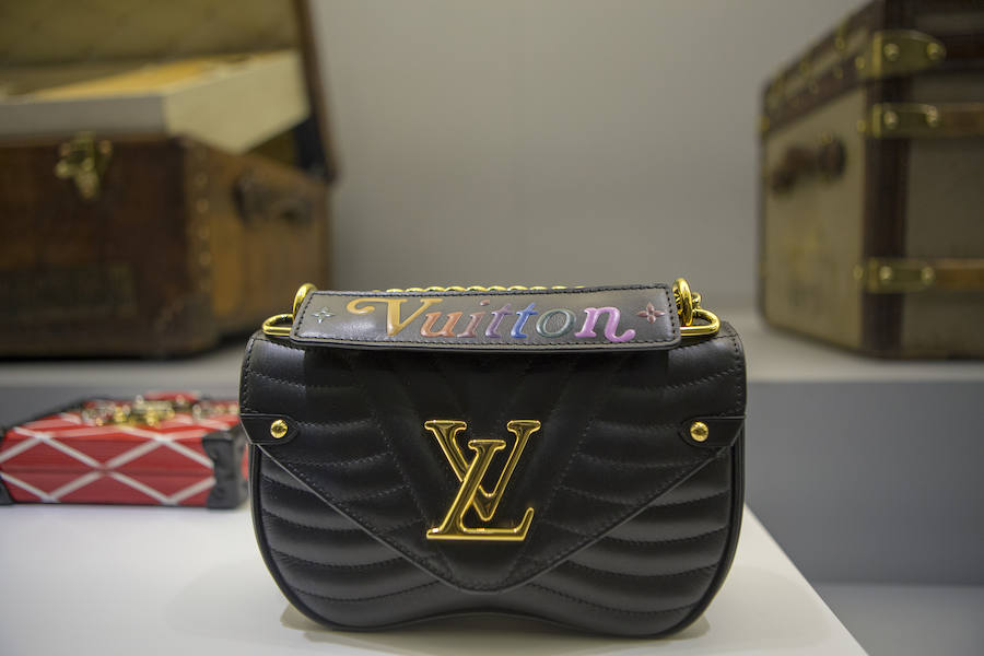 'Time Capsule' narra la historia de Louis Vuitton a través de una cuidada selección de objetos y documentos pertenecientes a los archivos de la 'maison', que cubren más de 160 años de historia. 