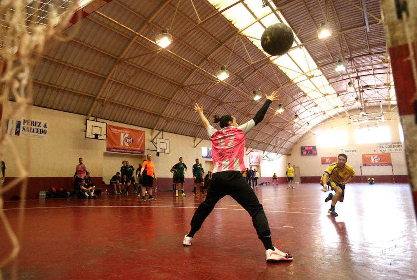 El Calasancio se impuso al Navarrete por 30-29 y se hizo con título de Liga de Segunda división de balonmano. El partido tuvo un desenlace de inafarto puesto que el equipo subcampeón gozaba de un 29-26 a falta de tres minutos para el final.