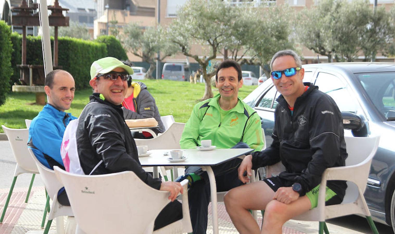 David Martínez y María Gómez Ijalba ganan la Carrera Valle del Iregua celebrada este domingo entre Villamediana y Albelda de Iregua.