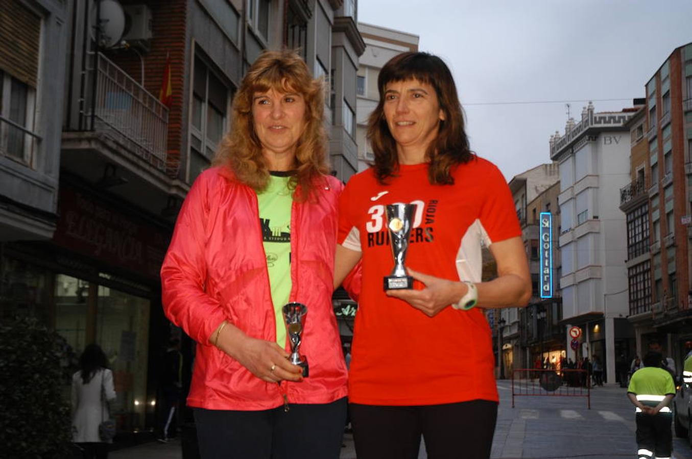 Los atletas Benmeziane y De Blas entraron de la mano en la carrera masculina mientras que Paula Sanz fue la mejor en categoría femenina en una prueba que hizo las veces de Campeonato de La Rioja de los 10 kilómetros.