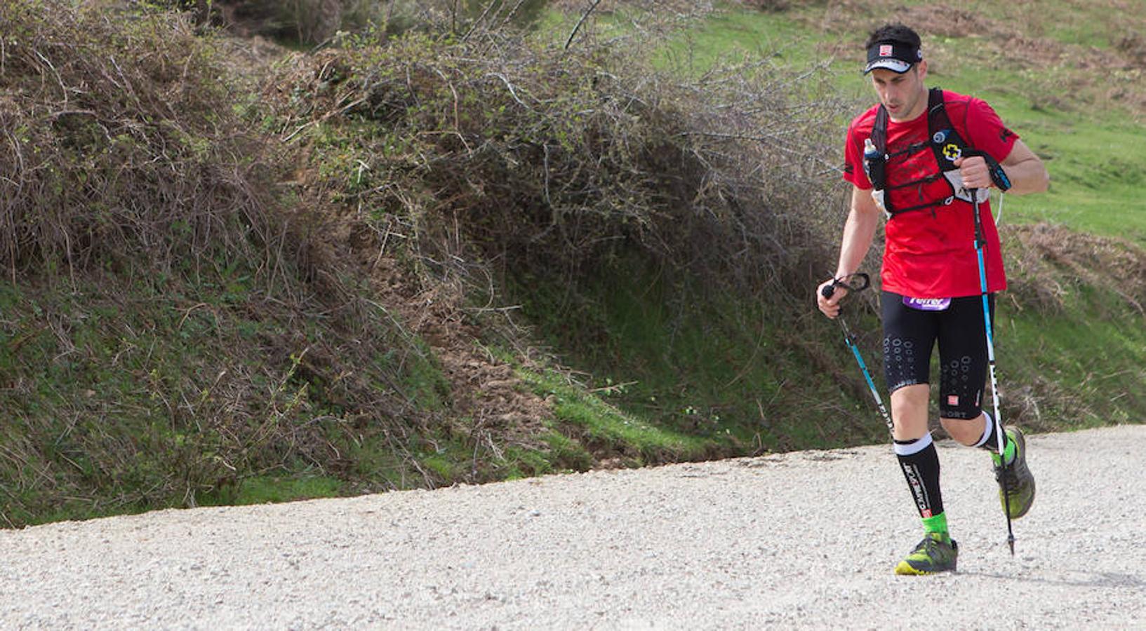 La tercera y última etapa del IV Ultratrail se ha celebrado hoy con salida y llegada en San Millán de la Cogolla, con 36 kilómetros. y 1.800 metros de desnivel, pasando por Pazuengos y Turza y acercándose a Urdanta. Este año no se ascenderá al San Lorenzo por seguridad, debido a la gran cantidad de nieve acumulada