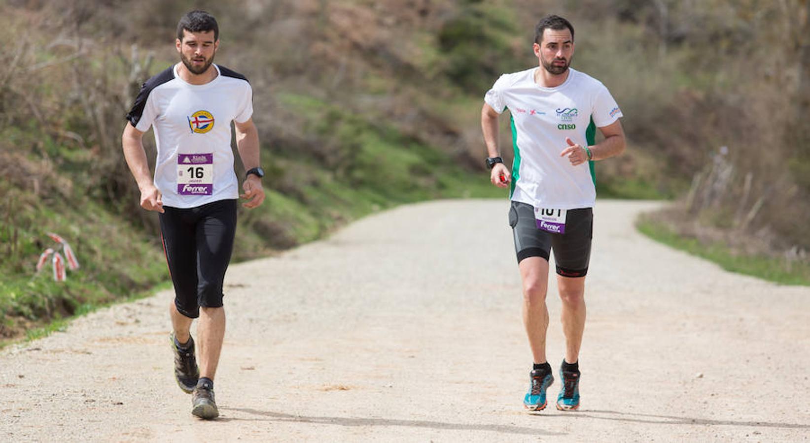 La tercera y última etapa del IV Ultratrail se ha celebrado hoy con salida y llegada en San Millán de la Cogolla, con 36 kilómetros. y 1.800 metros de desnivel, pasando por Pazuengos y Turza y acercándose a Urdanta. Este año no se ascenderá al San Lorenzo por seguridad, debido a la gran cantidad de nieve acumulada