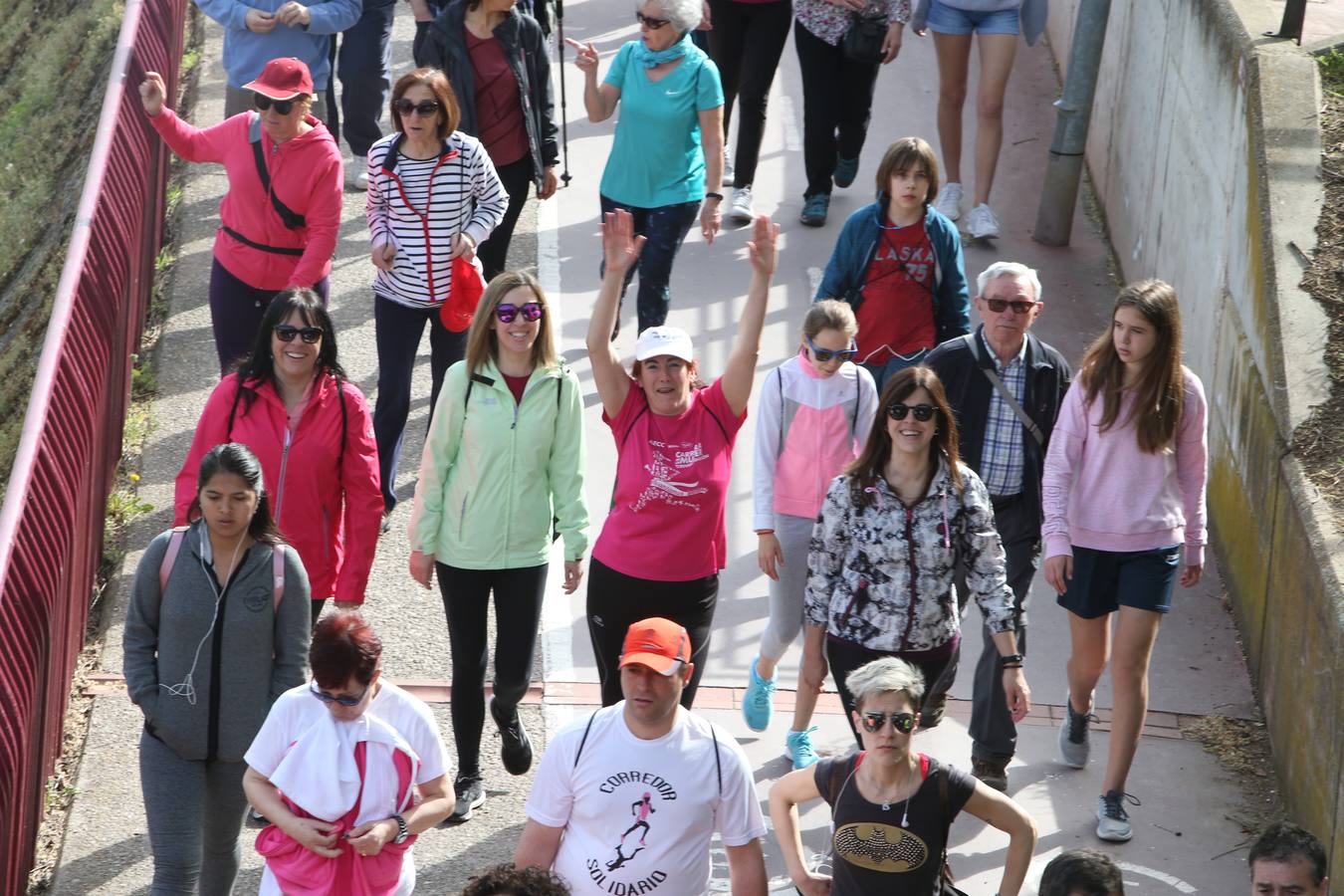 1.400 personas han participado en el tercer Paseo Saludable con destino el Monte Cantabria.