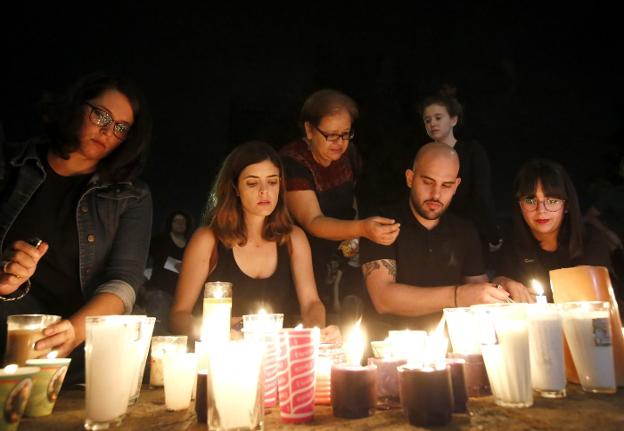 Movilización de allegados de los desaparecidos en Guadalajara. :: afp