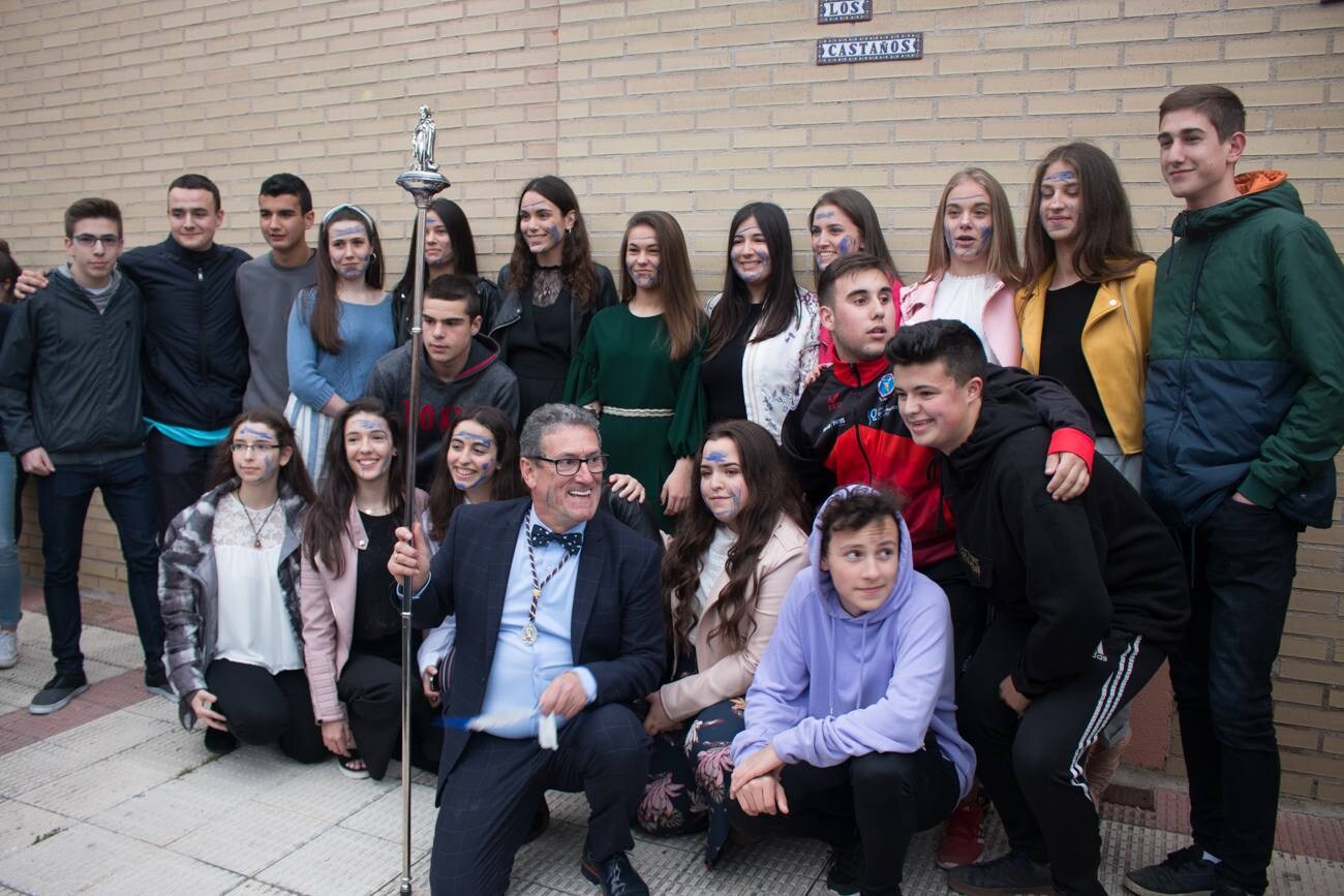  El 11 de mayo participarán en la procesión del Pan del Santo y del Peregrino, entre otros actos de este 25 de abril, cuando en la ciudad 'sale la gaita y el tamboril'