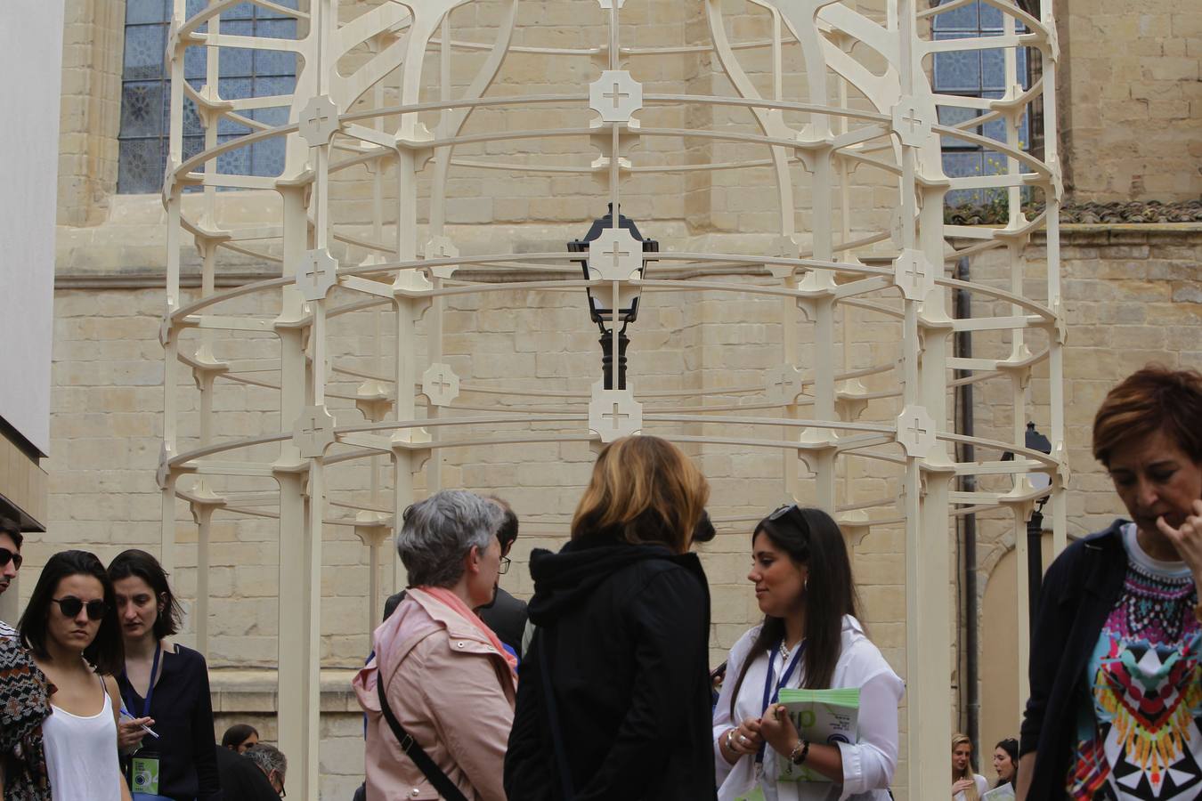 Catorce diseños y arquitecturas efímeras pueblan distintos rincones de Logroño hasta el uno de mayo