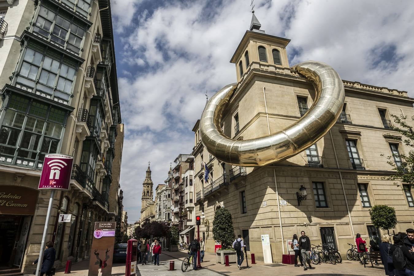 Catorce diseños y arquitecturas efímeras pueblan distintos rincones de Logroño hasta el uno de mayo