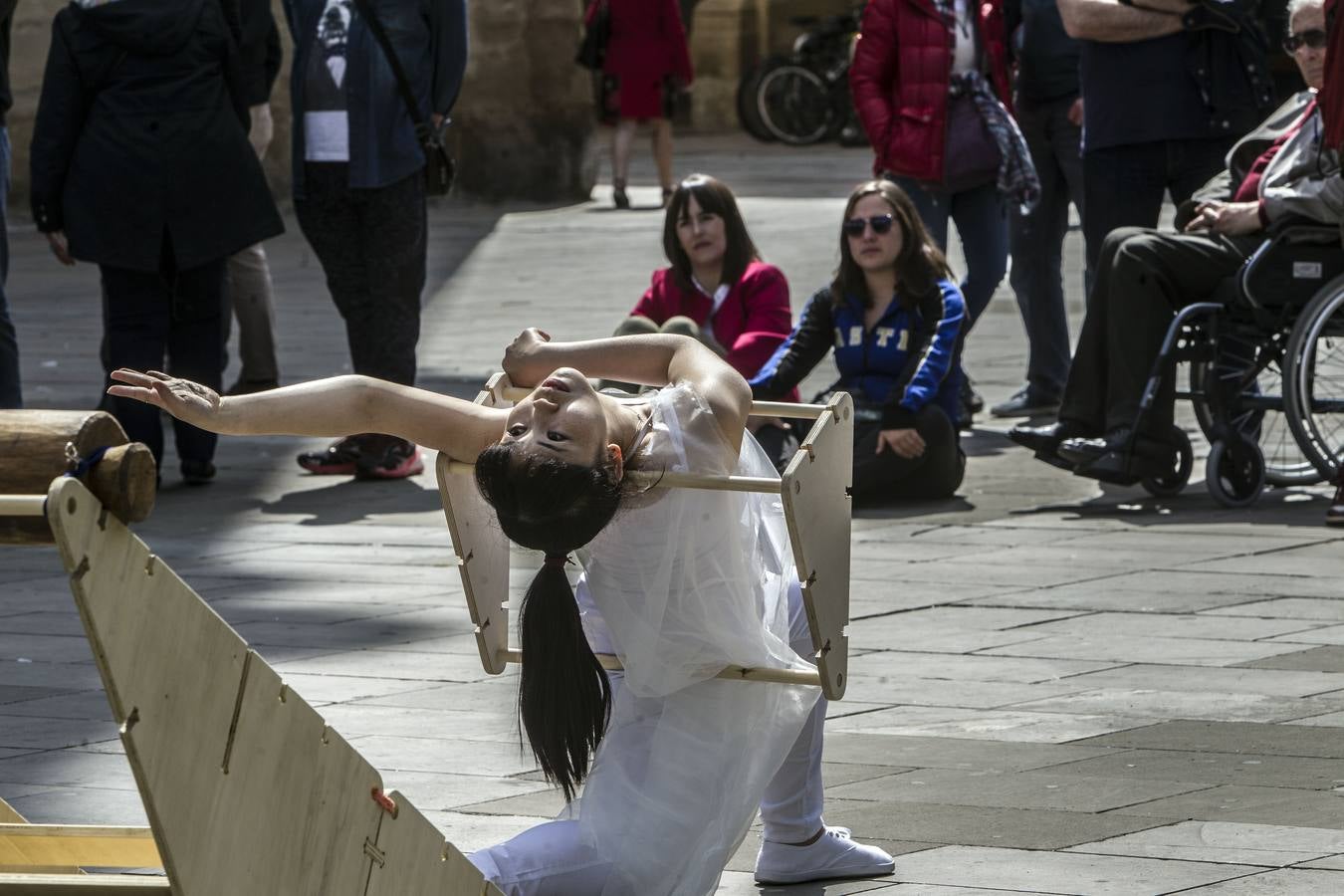 Catorce diseños y arquitecturas efímeras pueblan distintos rincones de Logroño hasta el uno de mayo