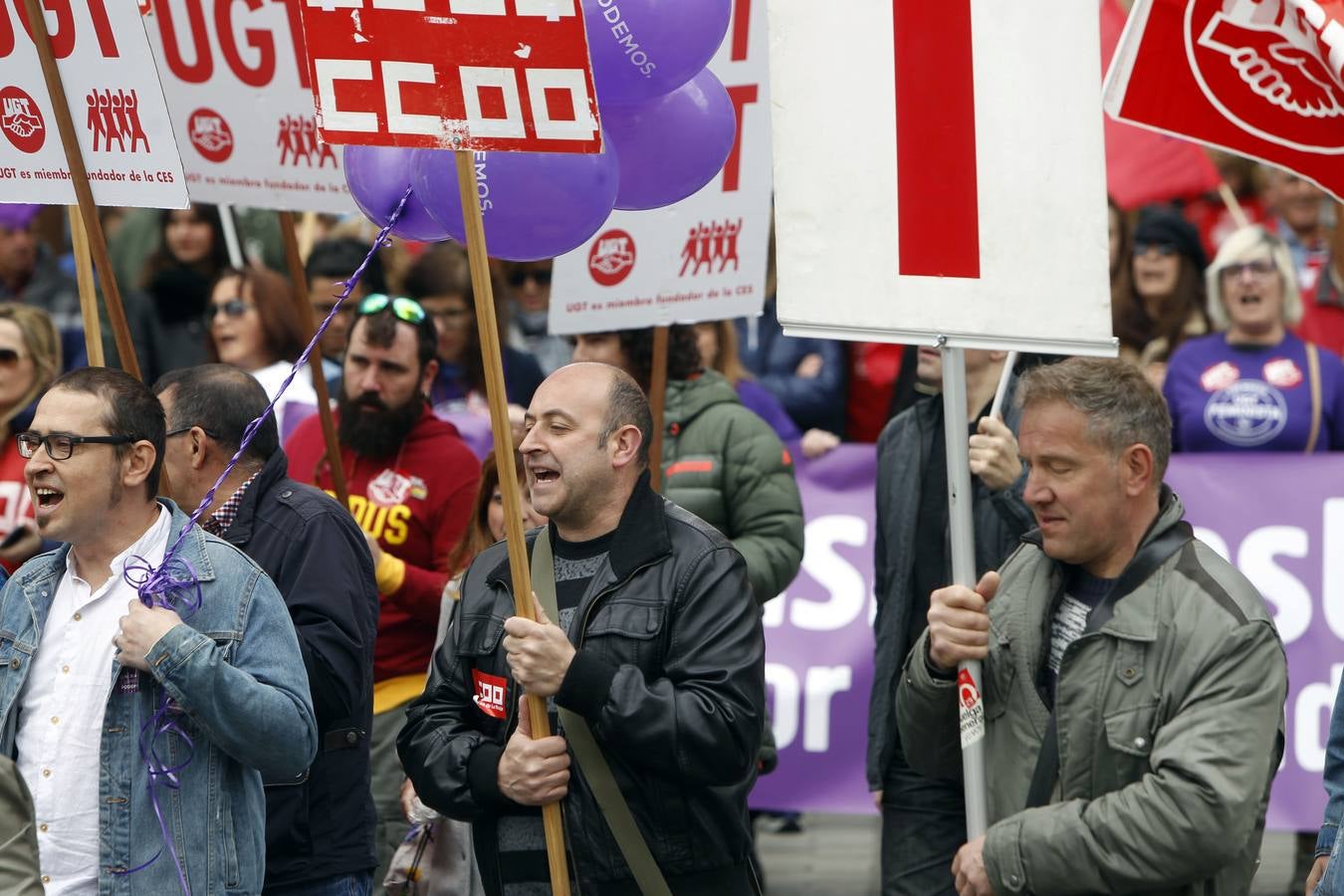 Fotos: Manifestación del 1 de Mayo en Logroño