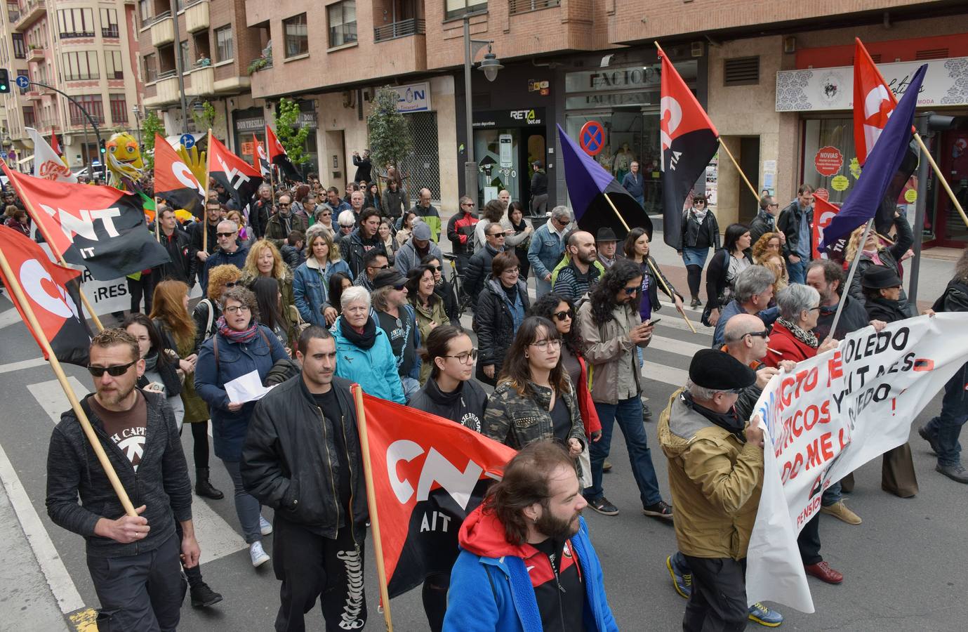 Fotos: Manifestación por el Primero de Mayo de la CNT