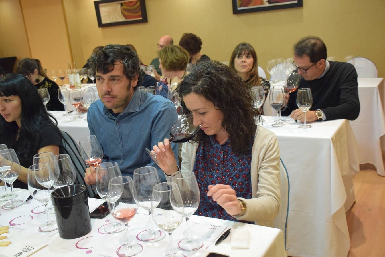 Félix Martínez, de Bodegas Martínez Corta, presentó sus vinos en el Club de Catas de lomejordelvinoderioja.com.