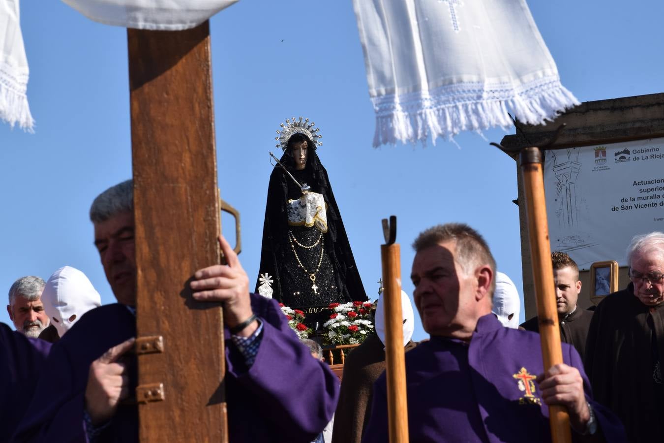 Fotos: La devoción cotidiana de San Vicente