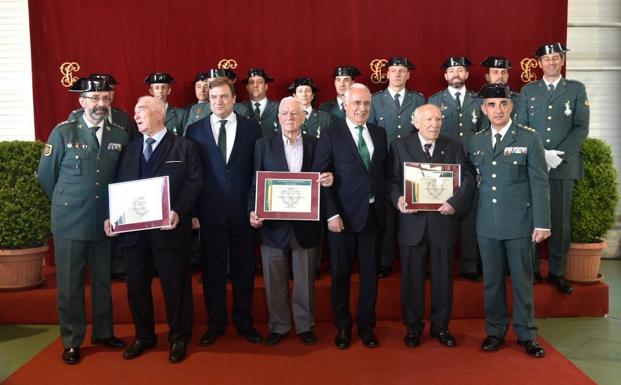 La Guardia Civil celebra su 174 aniversario recordando a las víctimas de ETA