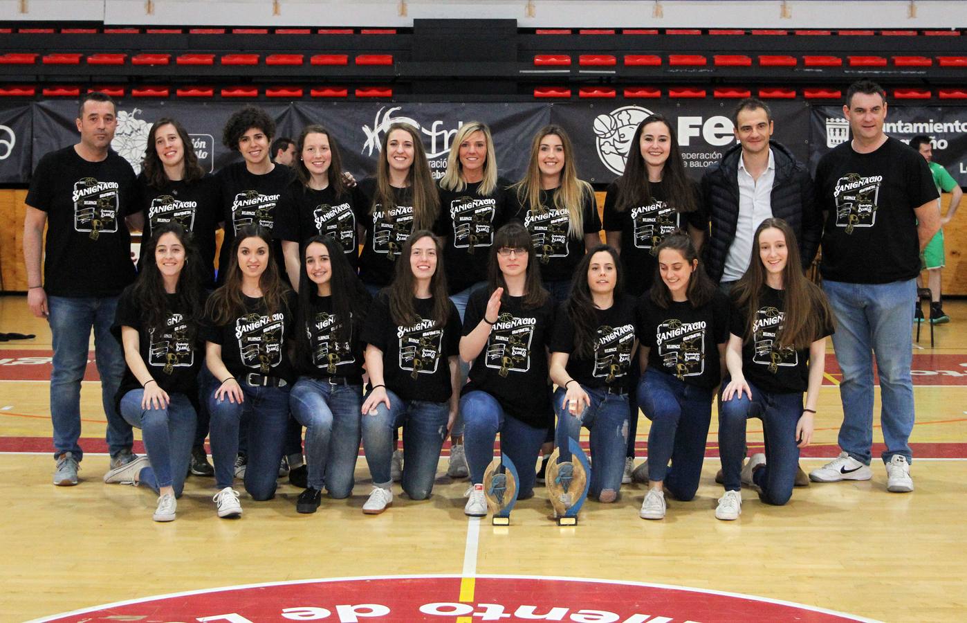 Lobete fue el lugar elegido para la celebración del Día del Baloncesto riojano