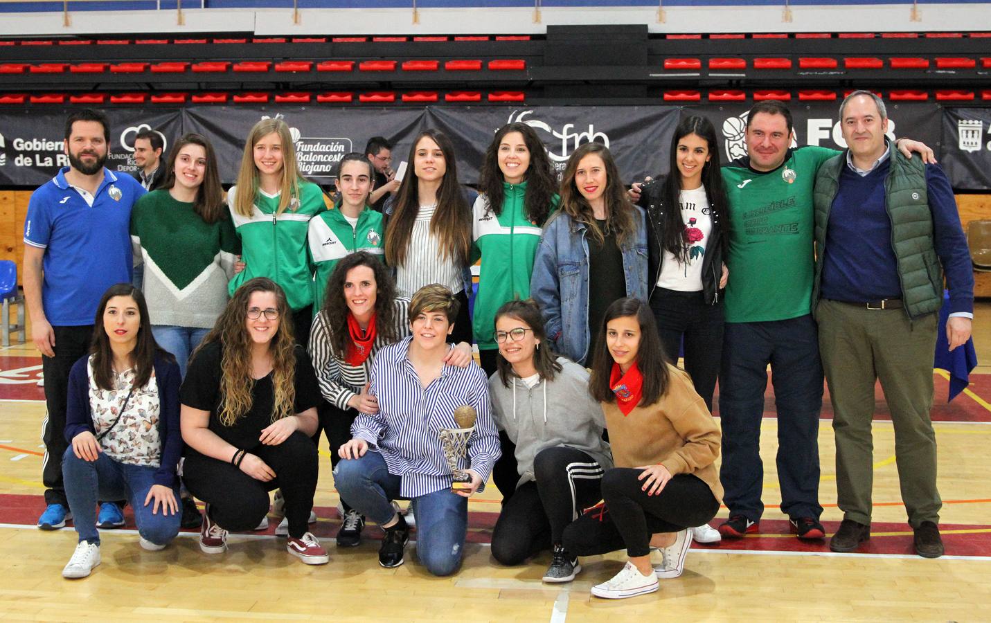Lobete fue el lugar elegido para la celebración del Día del Baloncesto riojano