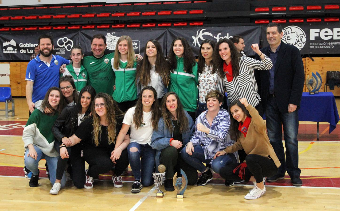 Lobete fue el lugar elegido para la celebración del Día del Baloncesto riojano