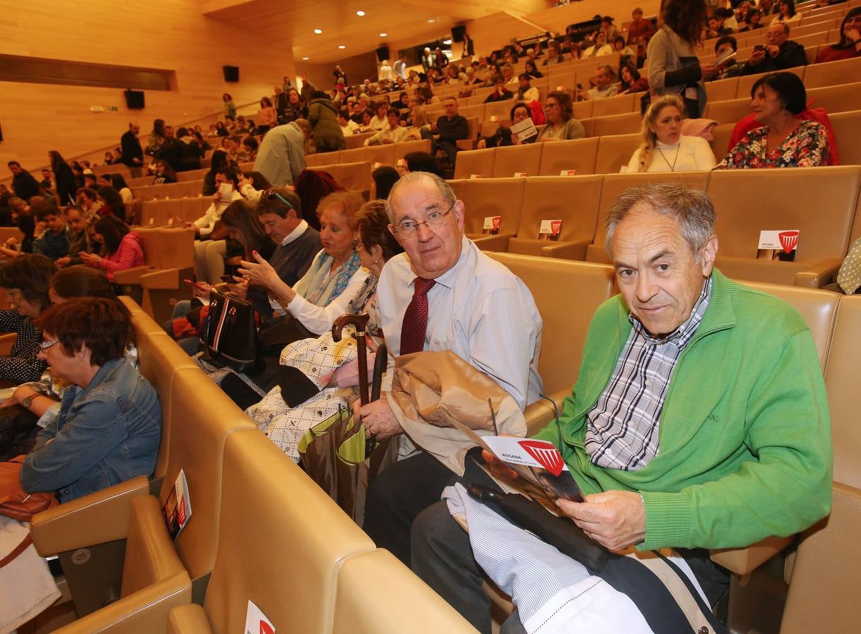 La cantante canaria presentó ayer su nuevo disco en Riojafórum.