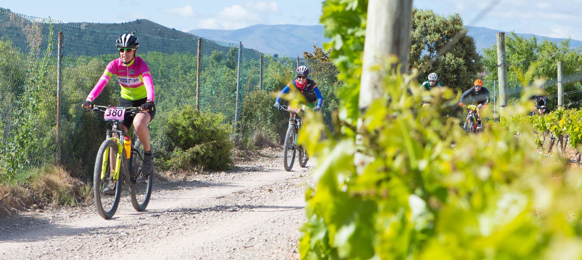 Fotos: La Rioja Bike Race - Tercera etapa: El paso por el meandro de Mantible