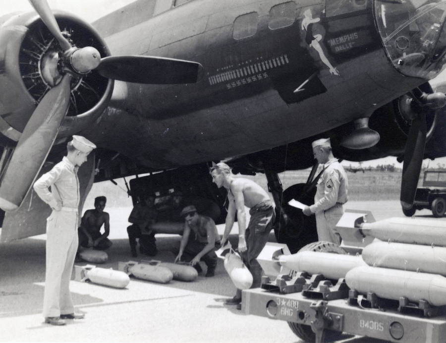 El legendario bombardero de EE UU que regresó sin un rasguño de 25 misiones en la II Guerra Mundial reaparece completamente restaurado por los 75 años de su última incursión