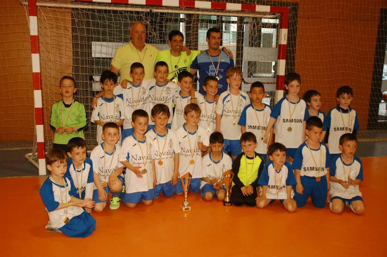 Fotos correspondientes al I torneo de fútbol sala del CDF SAn Agustín Ciudad de Calahorra-Memorial Angel Escribano disputado el sábado en el Pabellón Europa. 