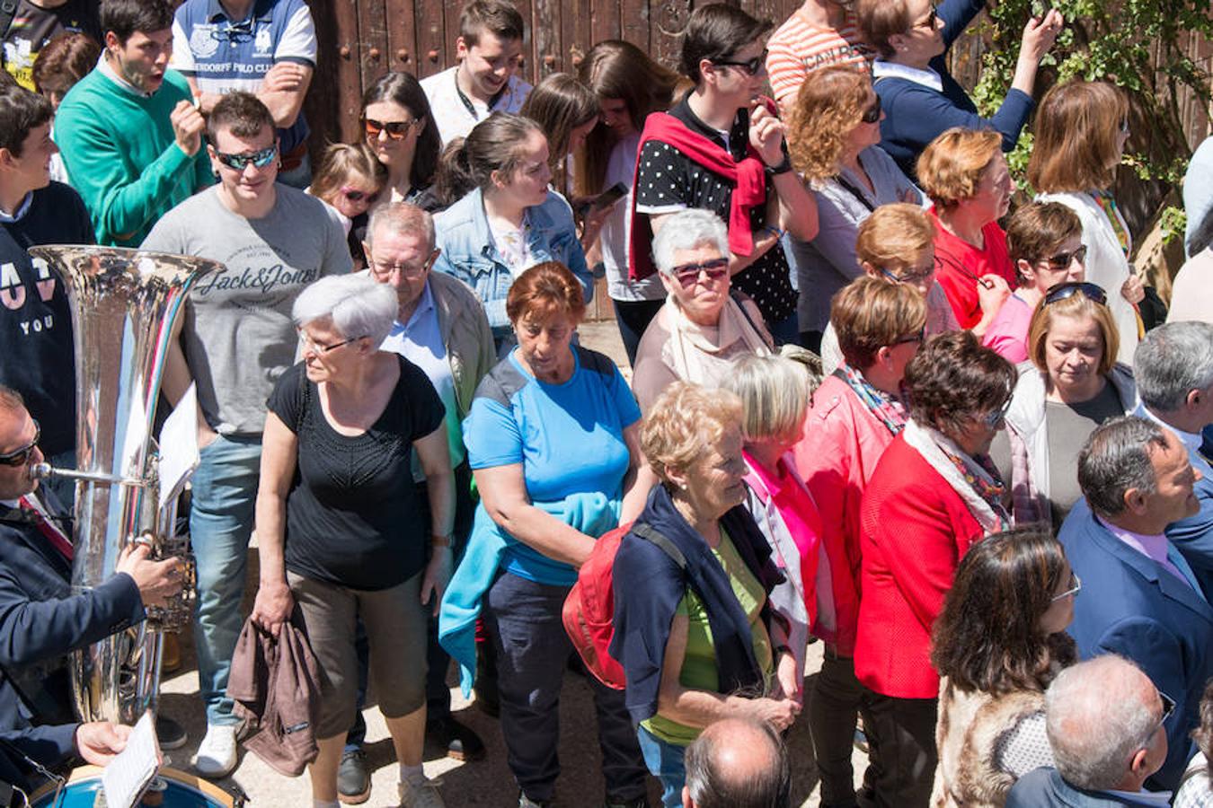 Gallinero de Rioja apunta a verano con su romería, la primera que se realiza tras las fiestas patronales de Santo Domingo. Después seguirán otras dos, ambas con destino a la ermita de Las Abejas.