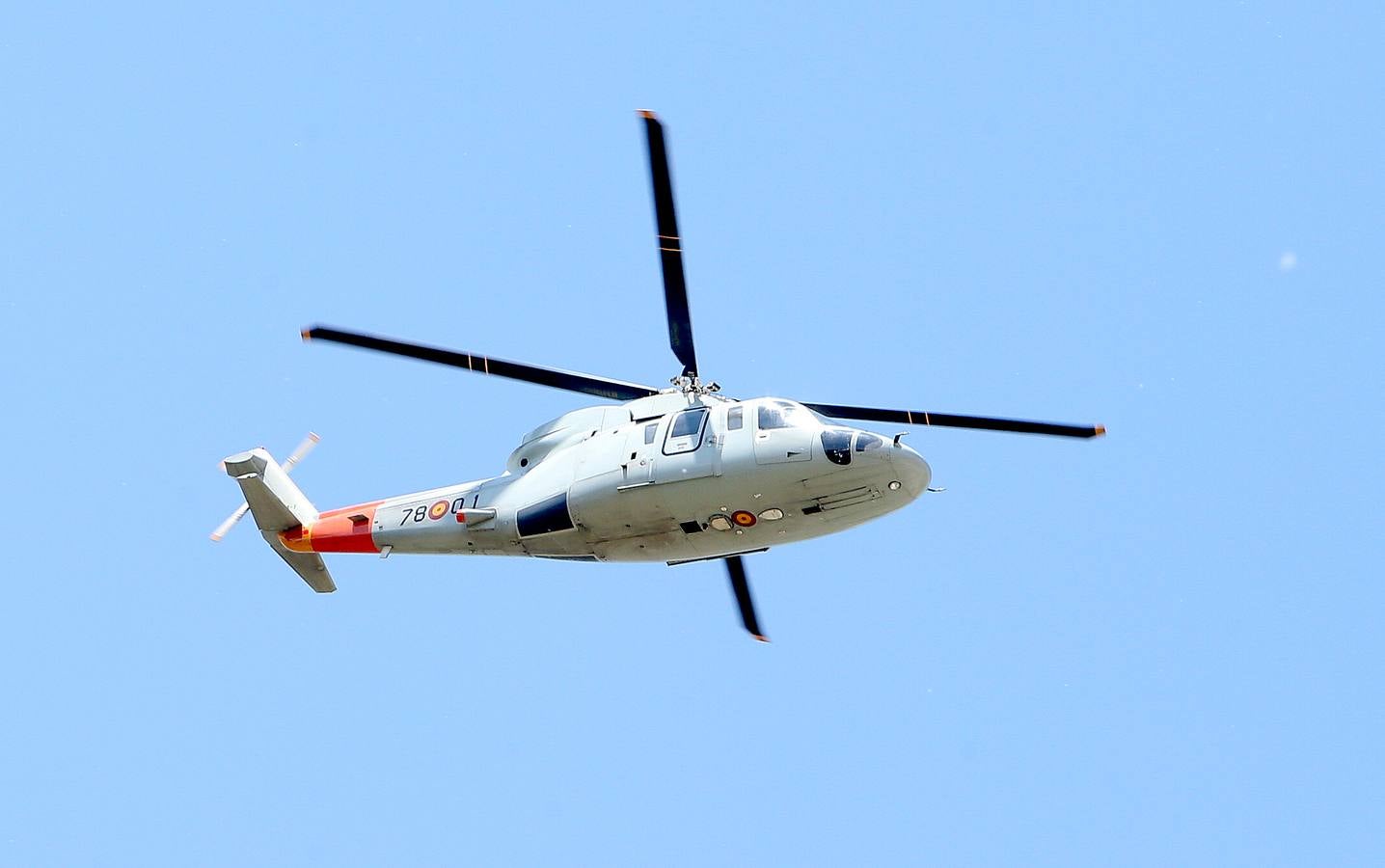 Los aviones de las Fuerzas Armadas vuelven a surcar el cielo logroñés. Están preparándose para el Desfile del Día de las Fuerzas Amaradas.