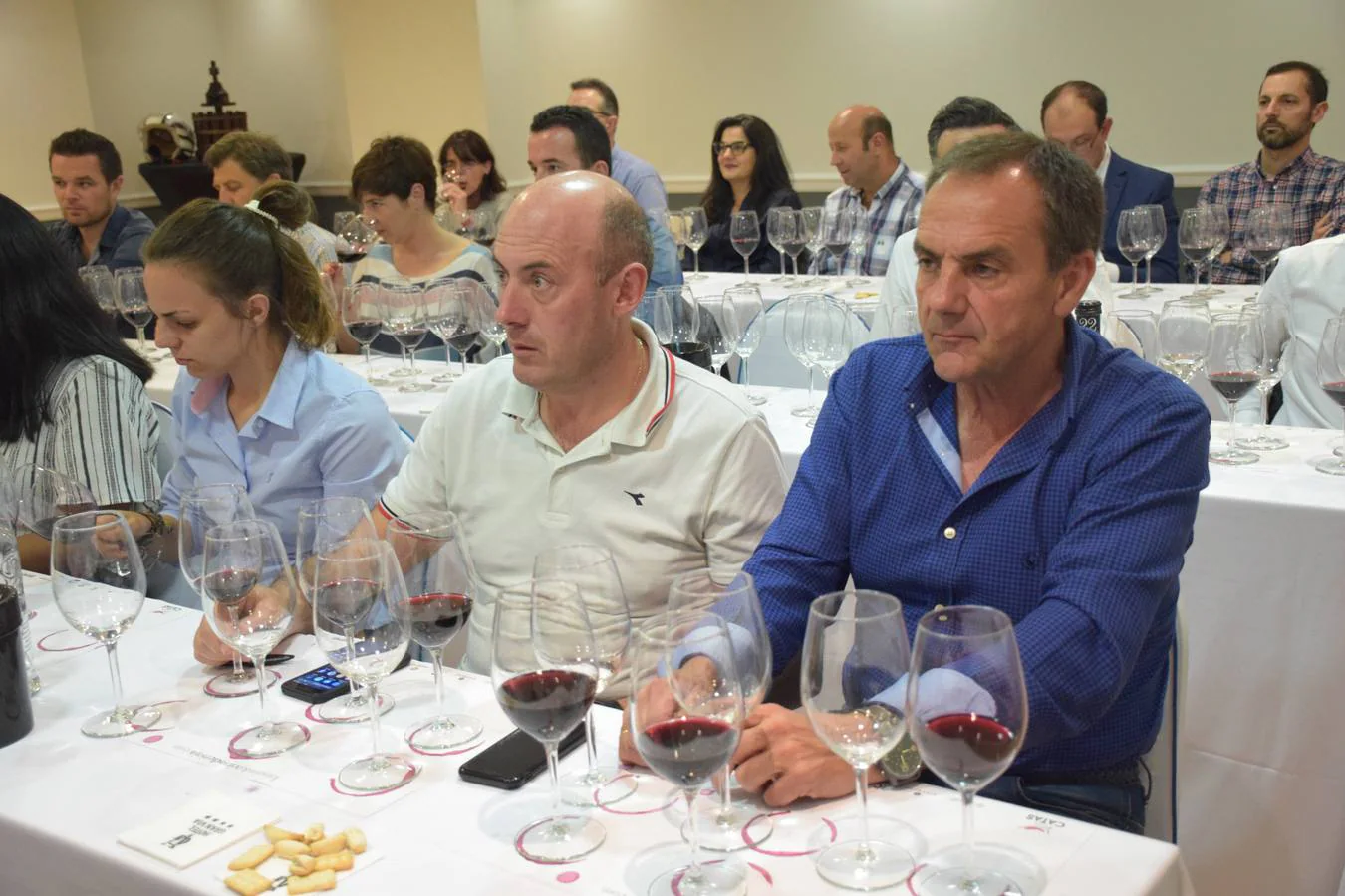 Etienne Cordonnier, bodeguero y Jesús Madrazo, enólogo, presntaron el proyecto Viña Leizaola en el Club de Catas de lomejordelvinoderioja.com