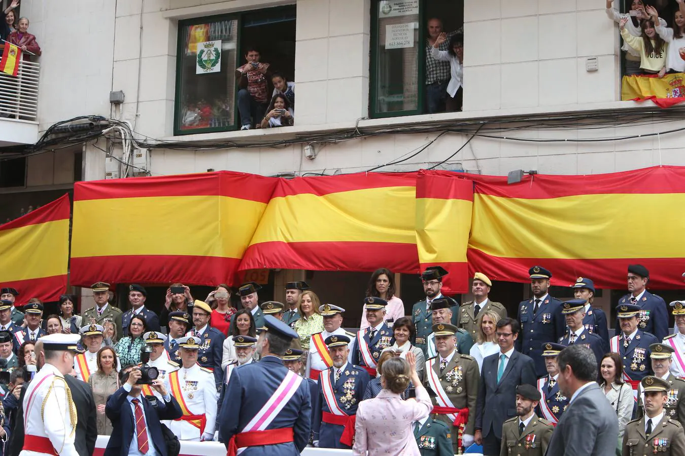 Los logroñeses se agolparon en las calles desde primera hora de la mañana