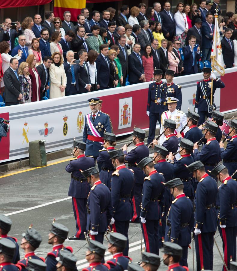 Emocionante Desfile del Día de las Fuerzas Armadas, que concgregó en Logroño a miles de personas.