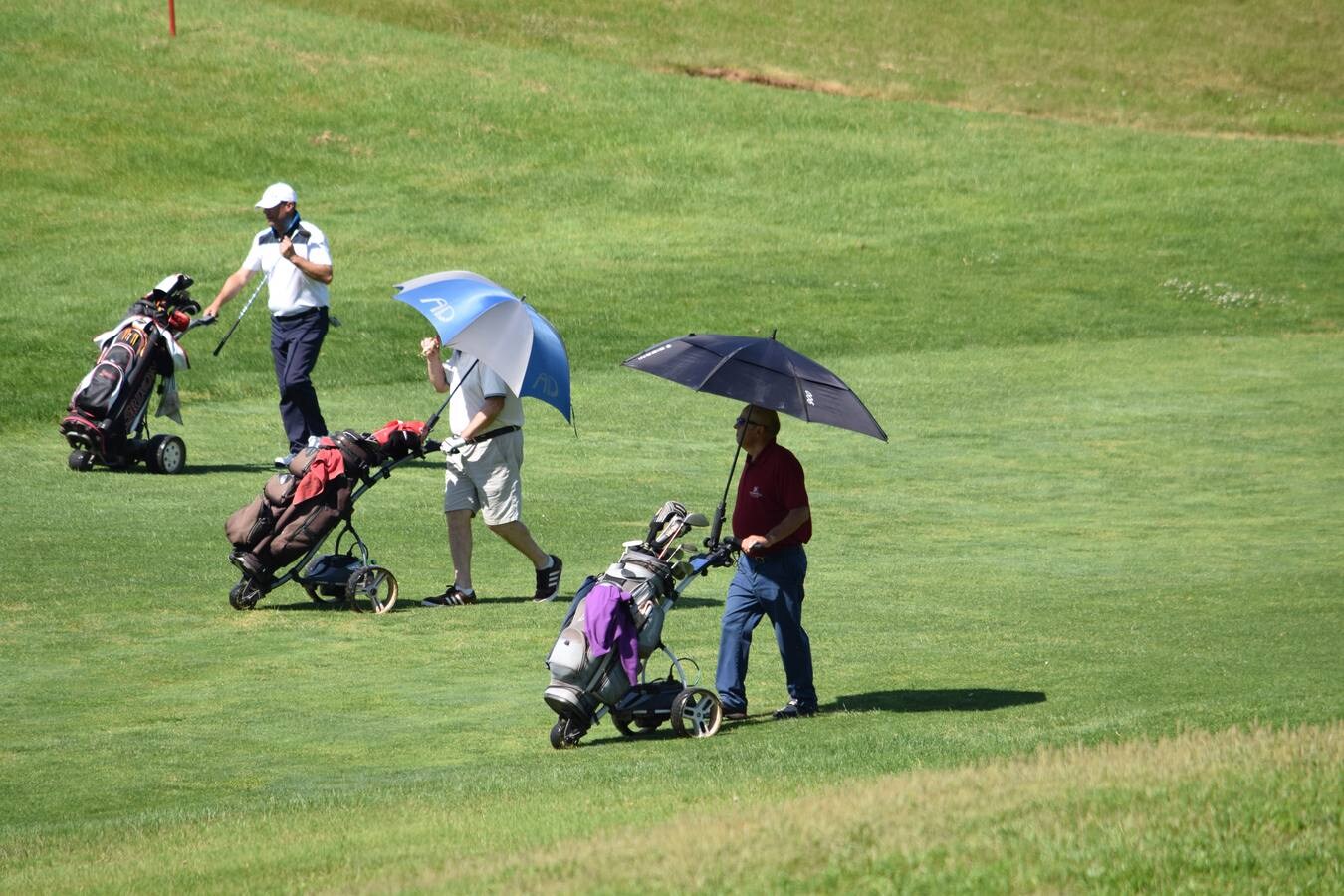 Los participantes disfrutaron de un gran torneo de golf en El Campo de Logroño.