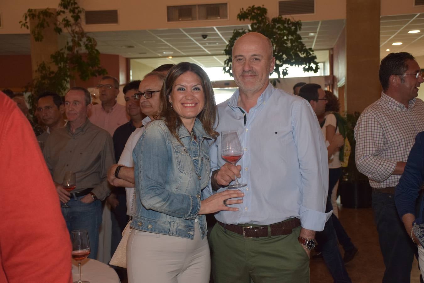 Los jugadores disfrutaron de una cata de vinos de Bodegas Monte Real, del Grupo La Navarra.