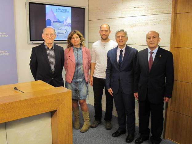 Organizadores de los eventos de San Millán, ayer, en la presentación de los mismos. :: g.r.