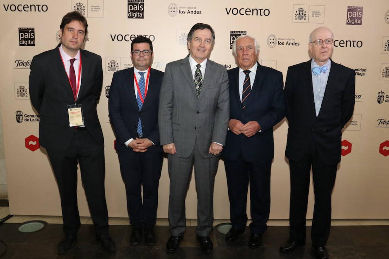 Intensa jornada de reflexión y debate en Chile en torno a las III Jornadas sobre Futuro en Español que se desarrollan en el Auditorio de la Biblioteca de la Universidad de los Andes.