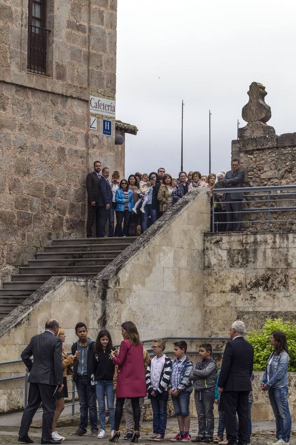 La Reina Letizia inauguró ayer en San Millán el seminario sobre el lenguaje en la era de la posverdad.