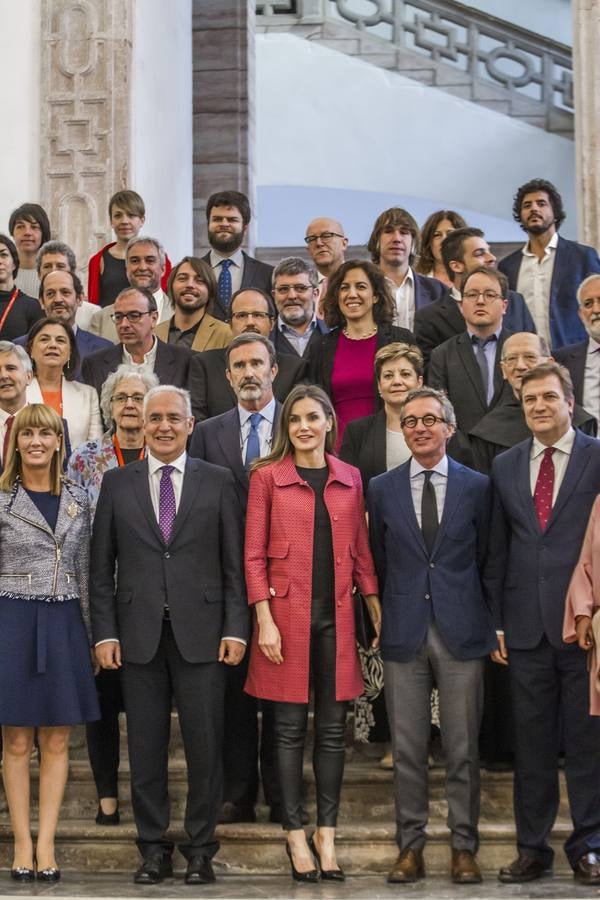 La Reina Letizia inauguró ayer en San Millán el seminario sobre el lenguaje en la era de la posverdad.